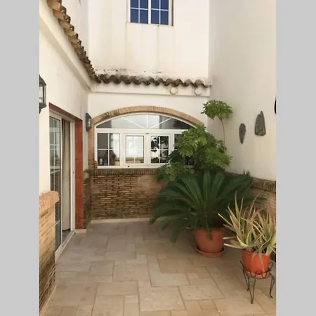 Casa De Pueblo En
