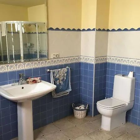 Casa De Pueblo En